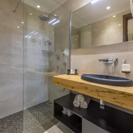 Del Mar 5 * 크리크베니카