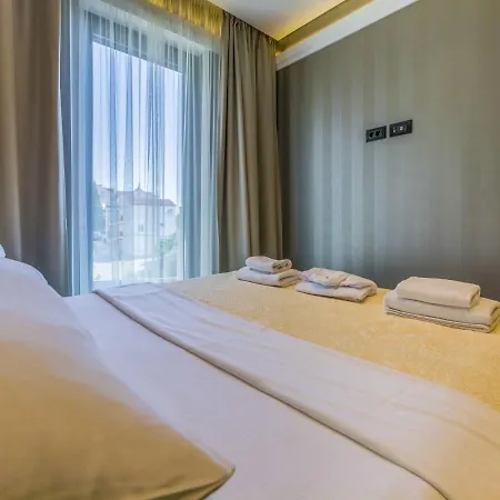 Del Mar 5 아파트 *